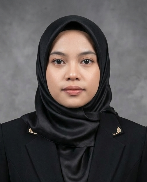 Hj. Izzah Munisah Farhati, Alh, M.Pd.